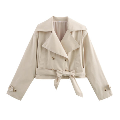 Gabardina cruzada en beige