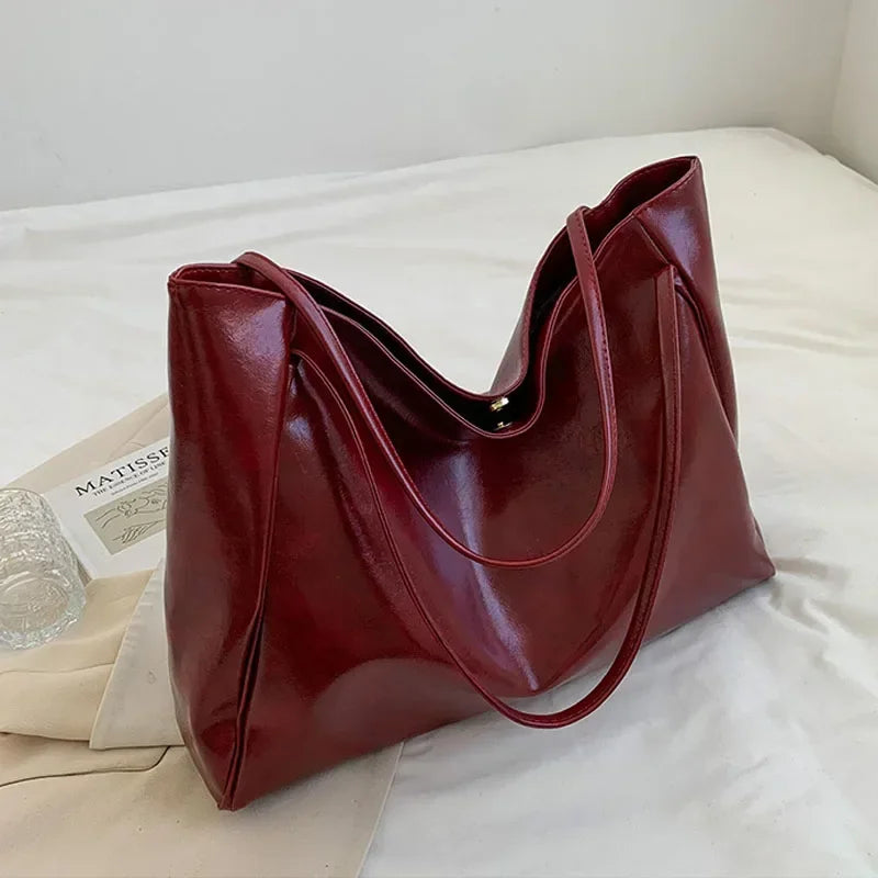 Bolso tote grande efecto piel