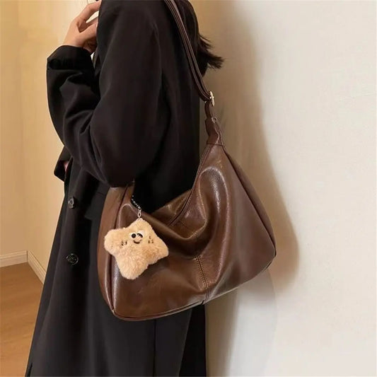 Bolso hobo de piel sintética