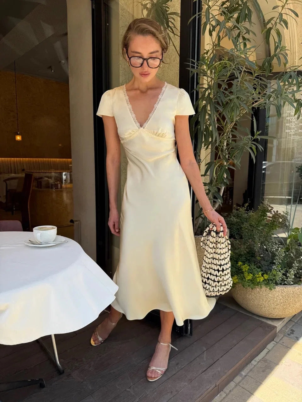 Vestido Celeste en beige